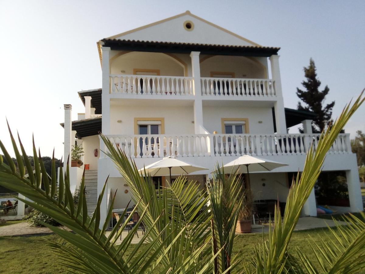S&C Kosmos Beach Resort Roda  Luaran gambar
